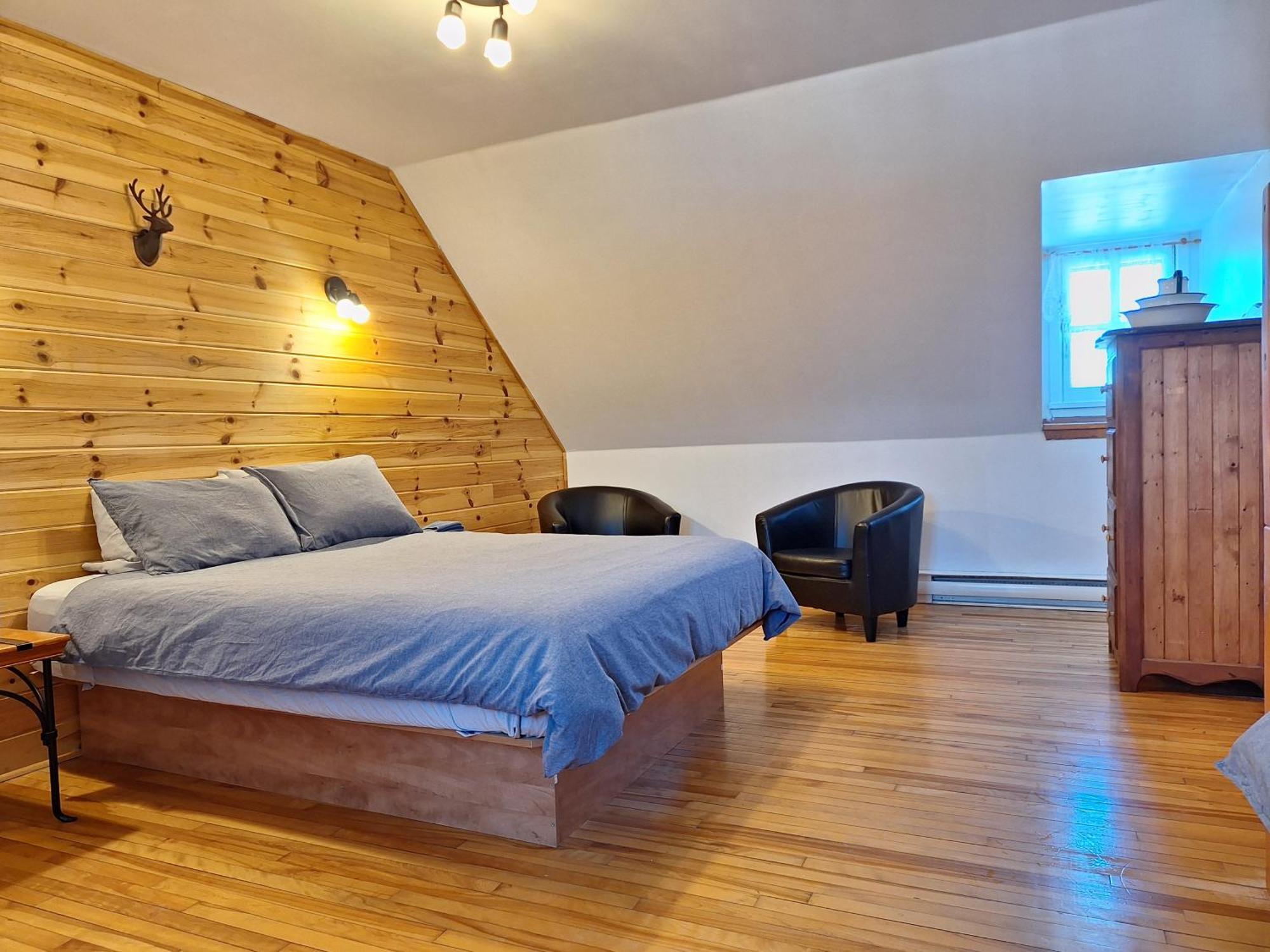 Auberge Le P'Tit Bonheur Saint-Laurent-de-l'ile d'Orleans Экстерьер фото
