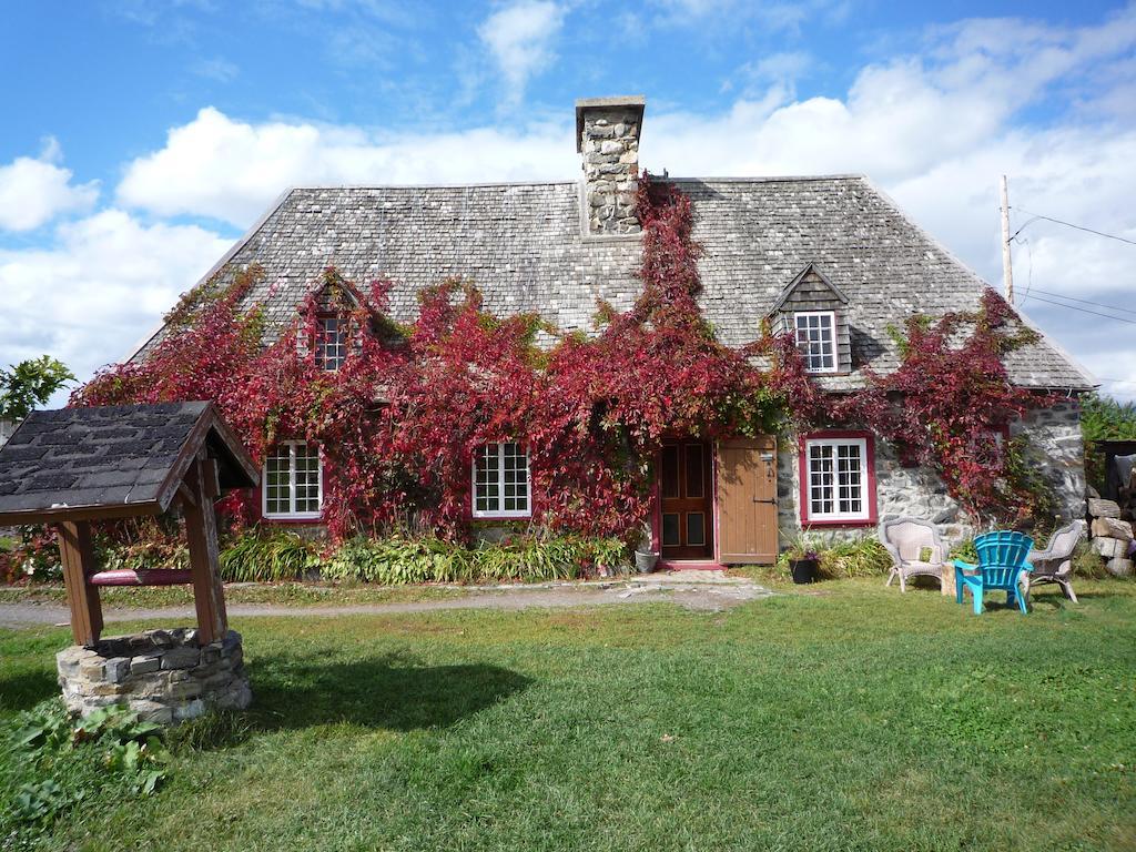Auberge Le P'Tit Bonheur Saint-Laurent-de-l'ile d'Orleans Экстерьер фото